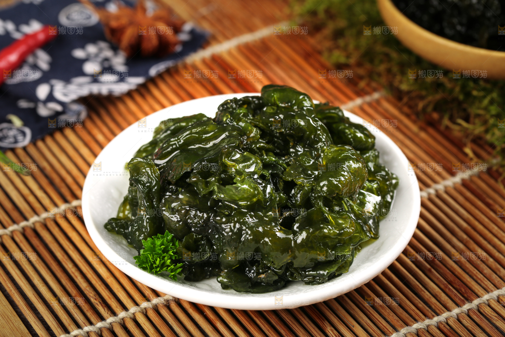 盘子里装着地软