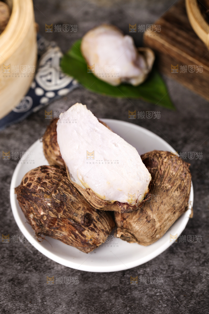 盘子里的小香芋