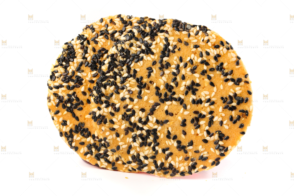 白底上的香酥脆煎饼