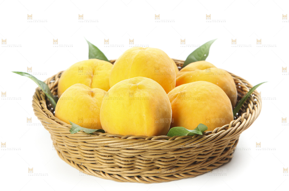 篮子里的山东蒙阴黄桃