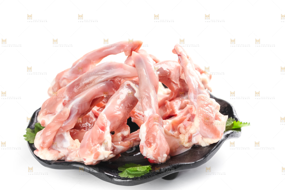白底上的鸭锁骨