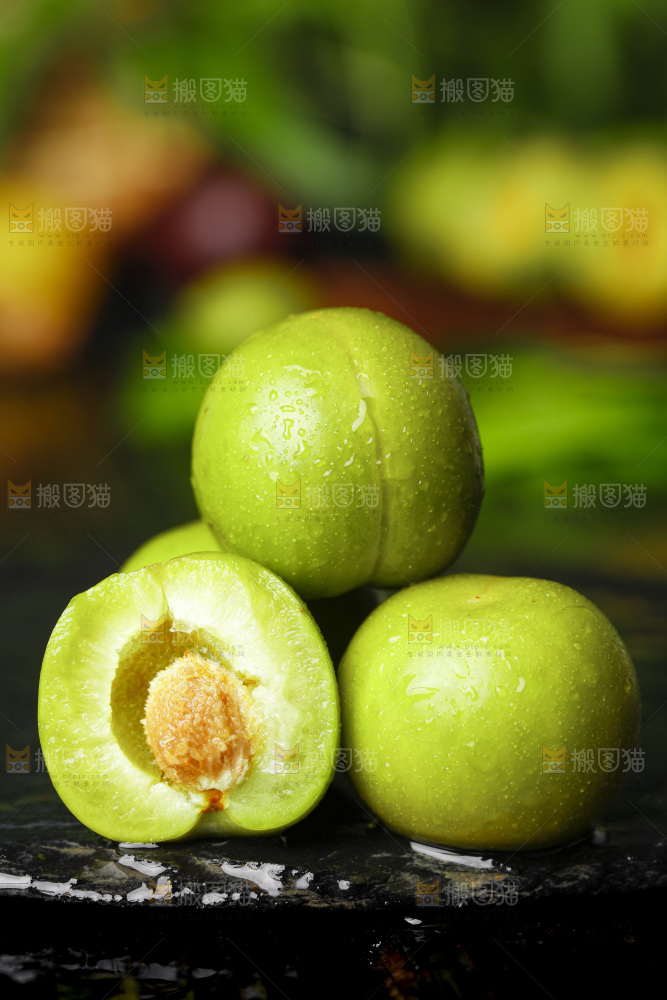 石板上的四川脱骨李子