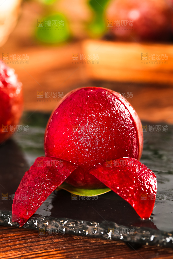 石板上的芙蓉李
