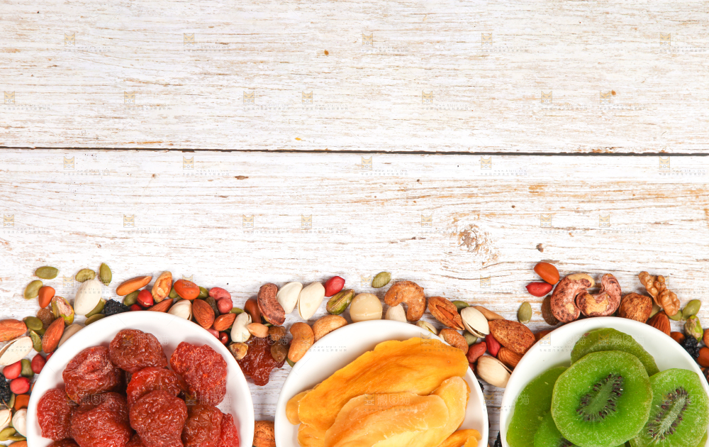 浅底上的坚果素材