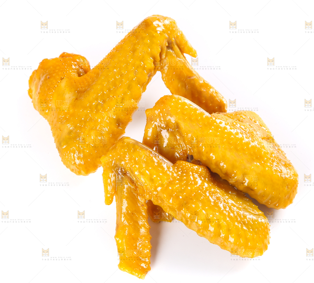 白底上摆放着盐焗鸡翅