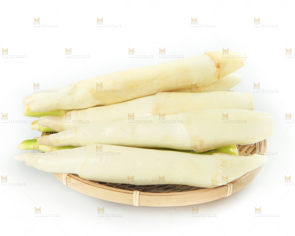 白底上摆放着茭笋