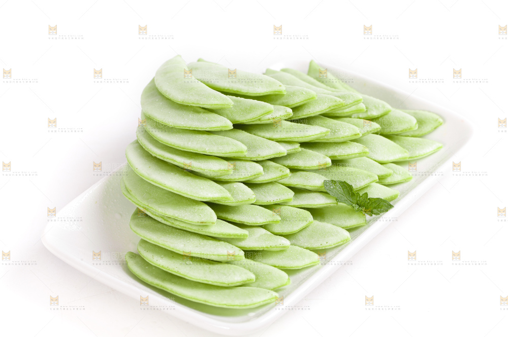 盘子里装着扁豆