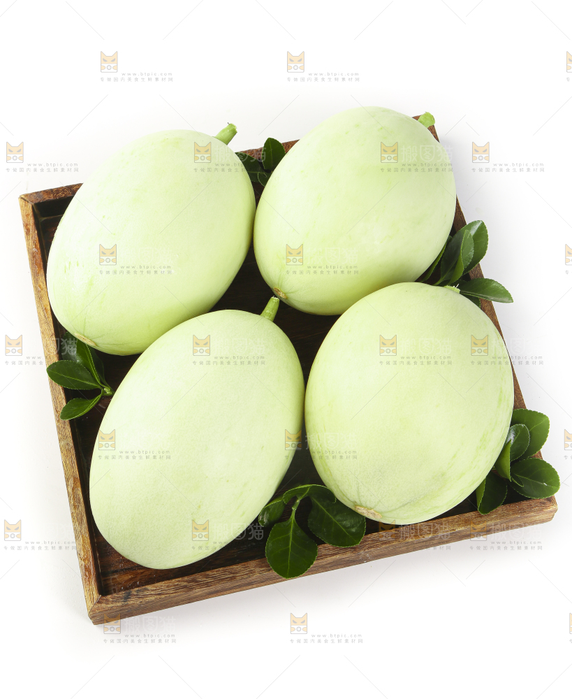 木盒里放着玉菇甜瓜