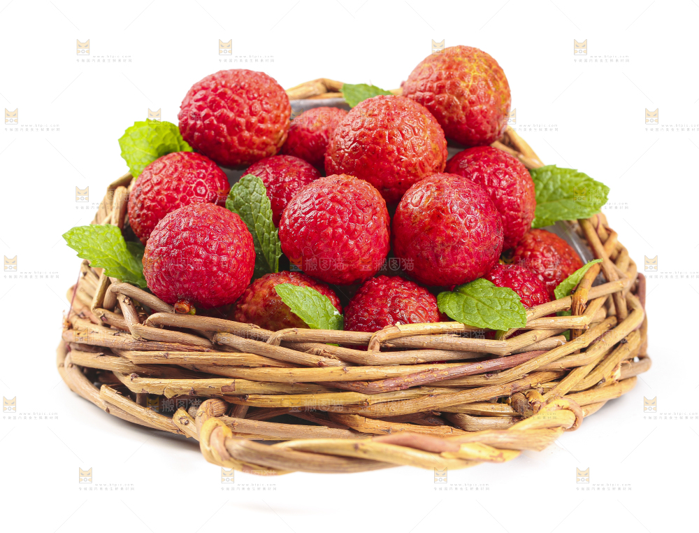 篮子里装着荔枝