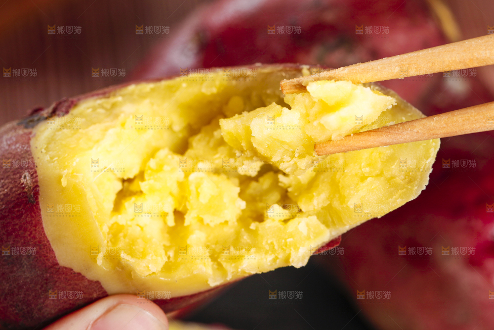 深底上放着红薯