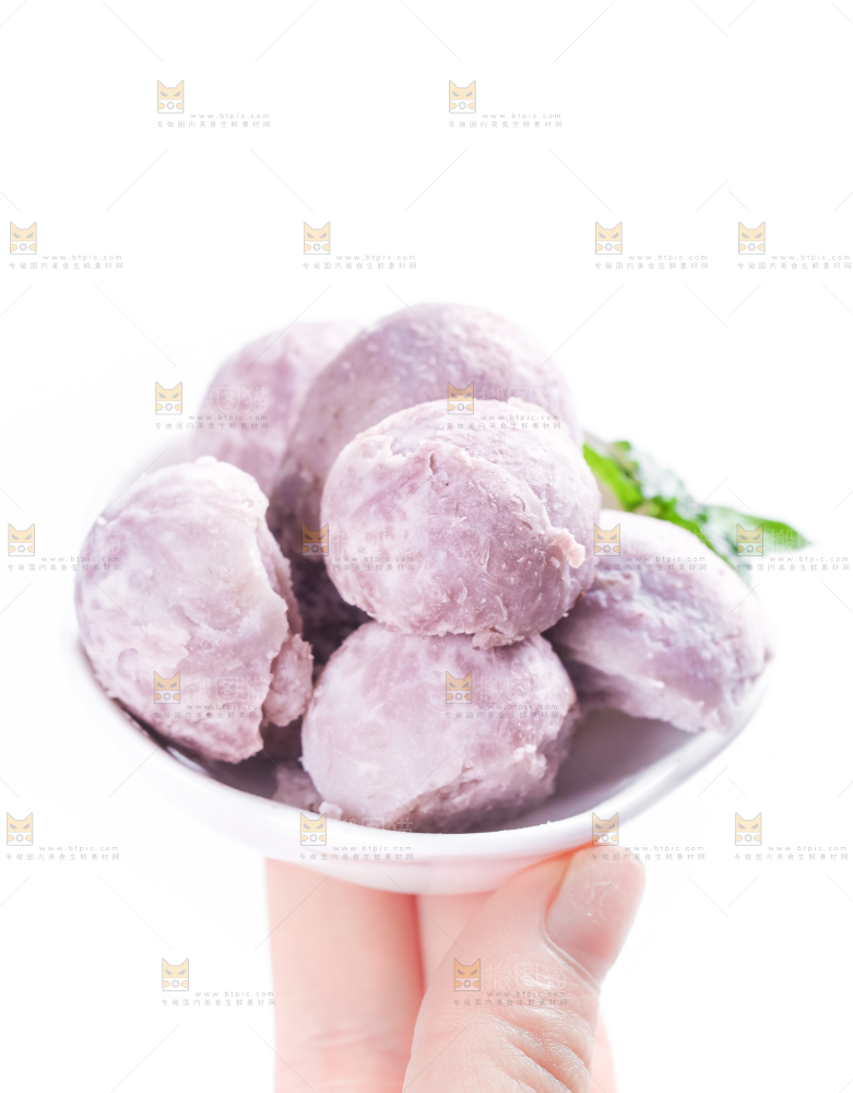 碟子里装着山药球