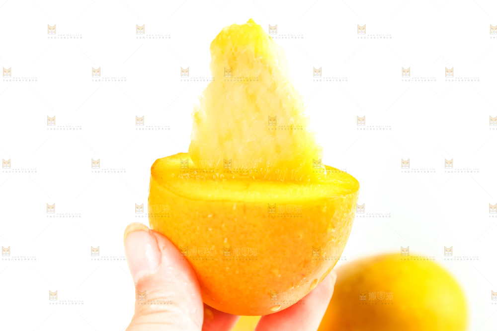 手里拿着小台芒
