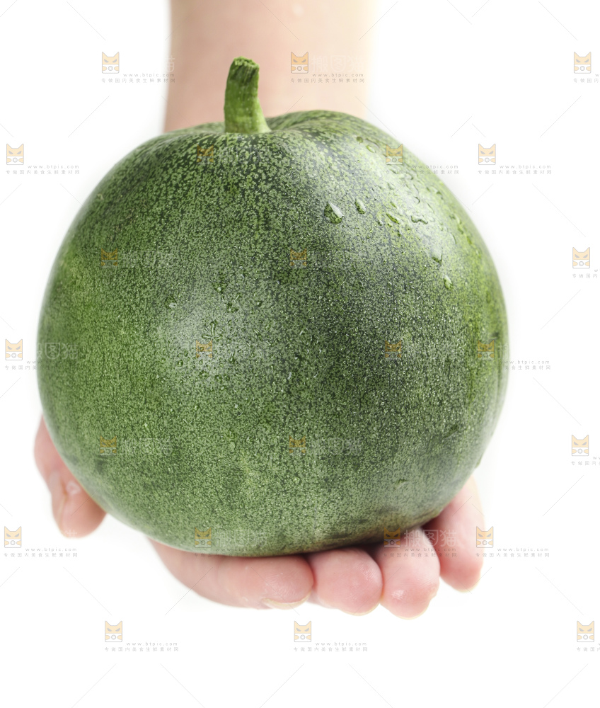 手里拿着绿宝香瓜