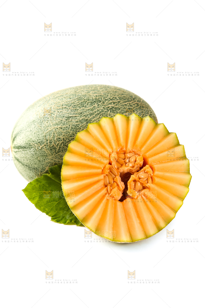 白底上摆放着香甜哈密瓜