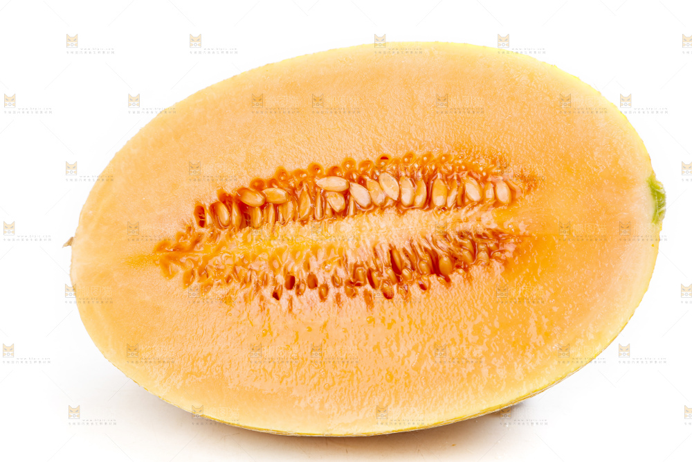 白底上摆放着黄皮蜜瓜