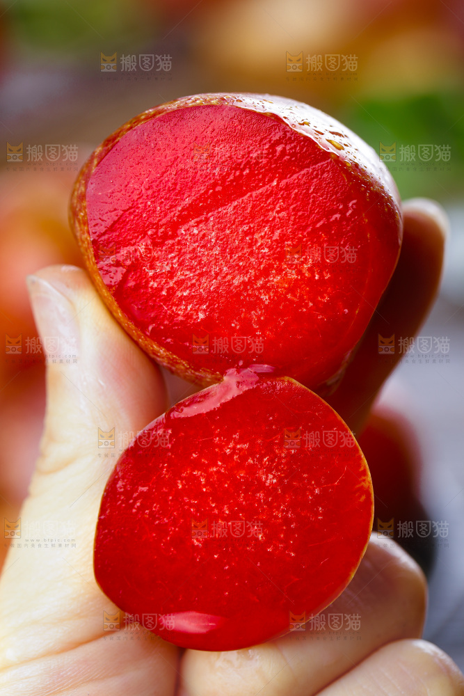 手里拿着钱排三华李