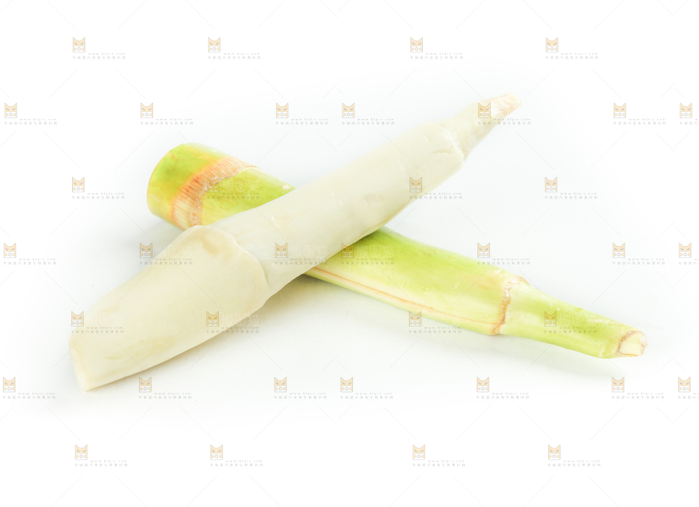 白底上摆放着茭笋