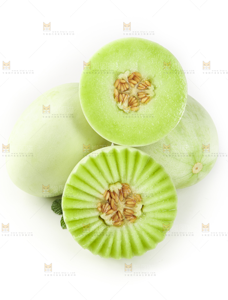 白底上摆放着南汇玉菇甜瓜
