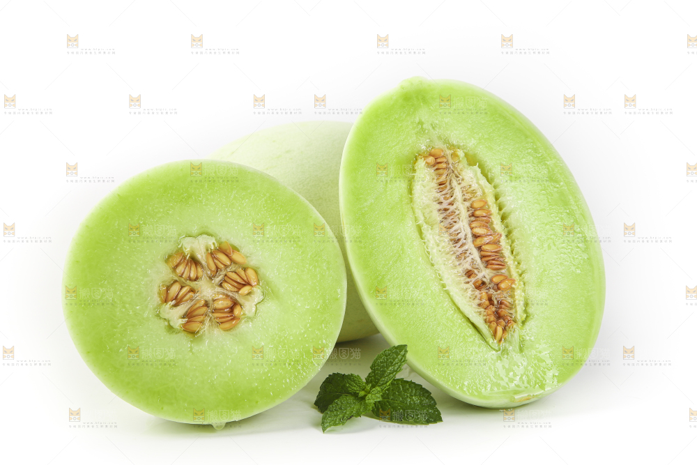 白底上摆放着玉菇蜜瓜