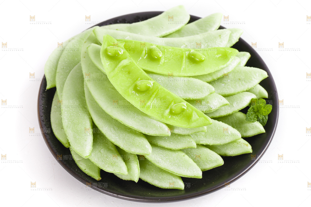 盘子里装着扁豆