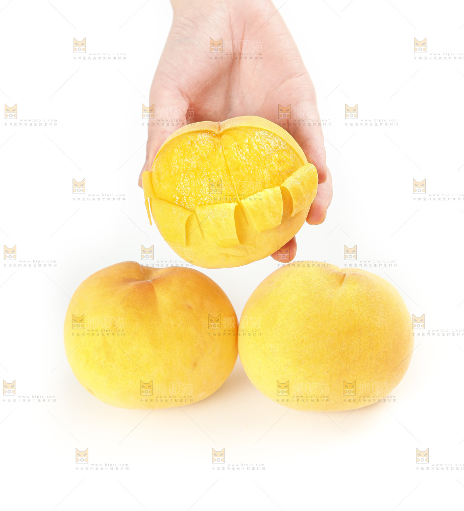 白底上的黄肉桃