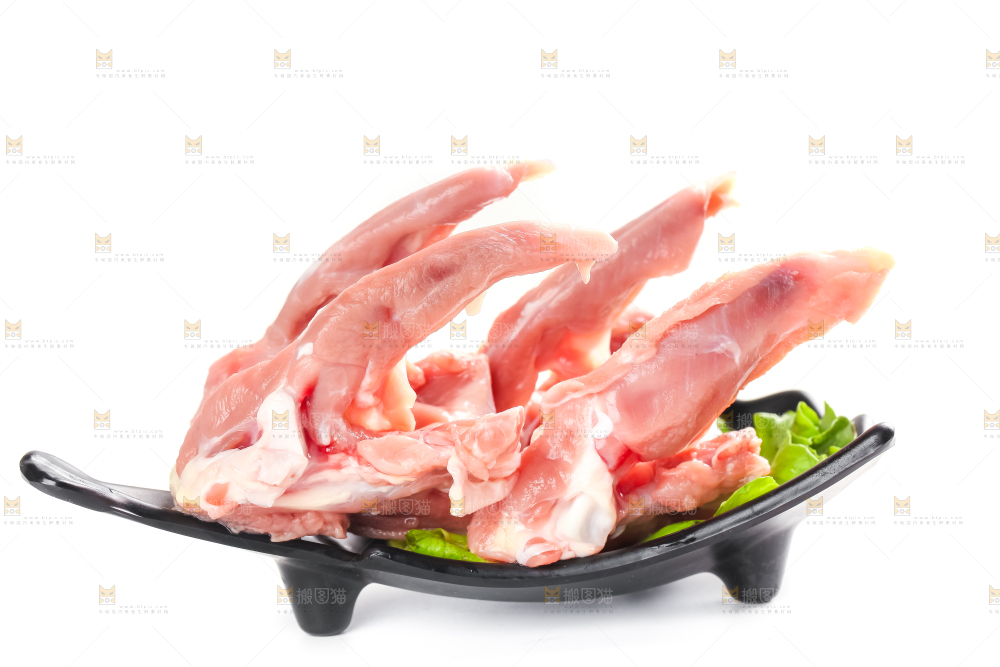 白底上的鸭锁骨