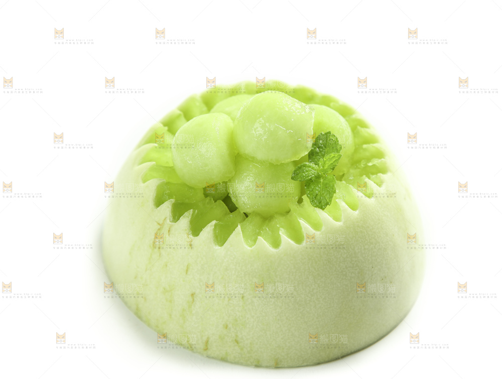 白底上放着玉菇甜瓜