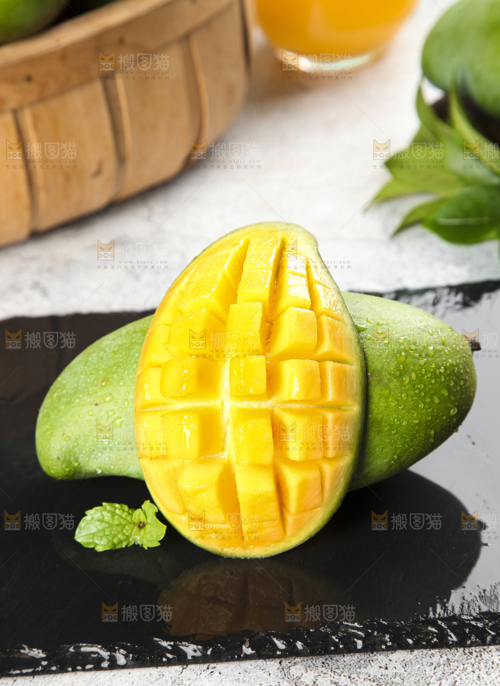 石板上的青皮桂七芒
