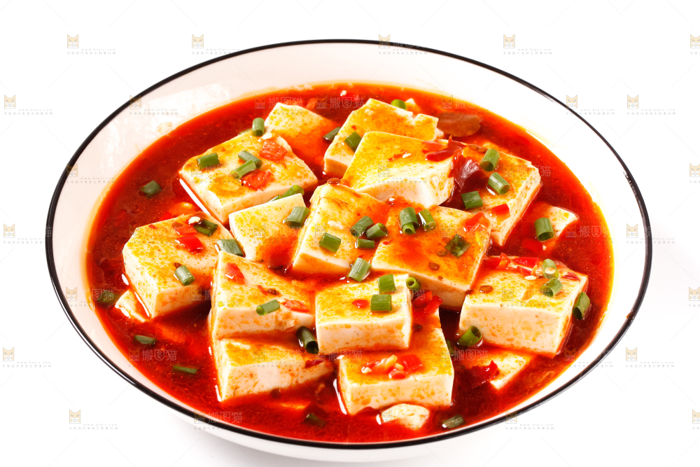 盘里装着麻婆豆腐