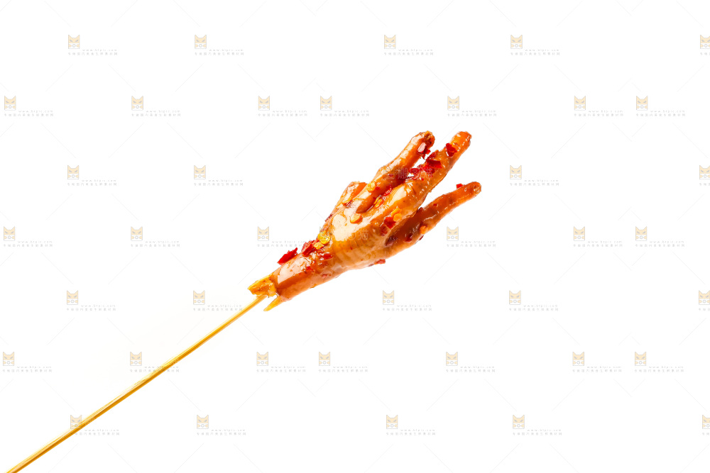 白底上的鸡爪串