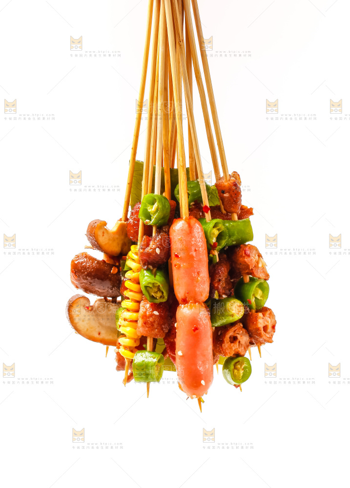 白底上的钵钵鸡食材