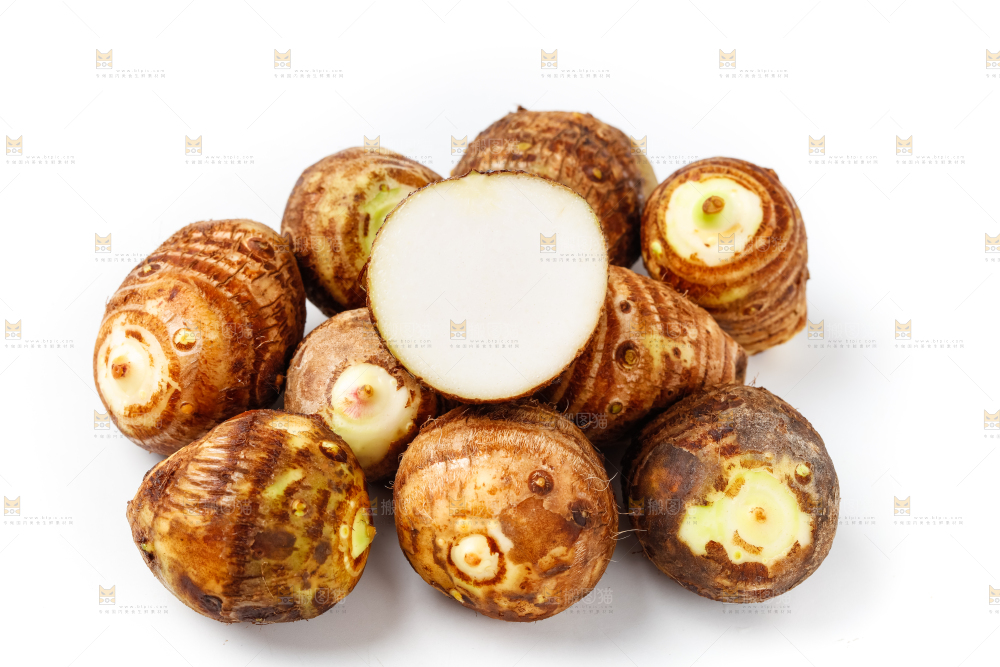 白底上一堆云南小芋头