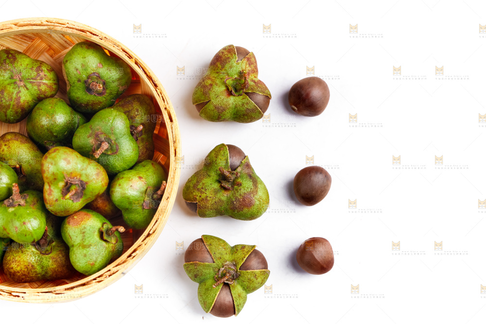 盘子里装着茶籽
