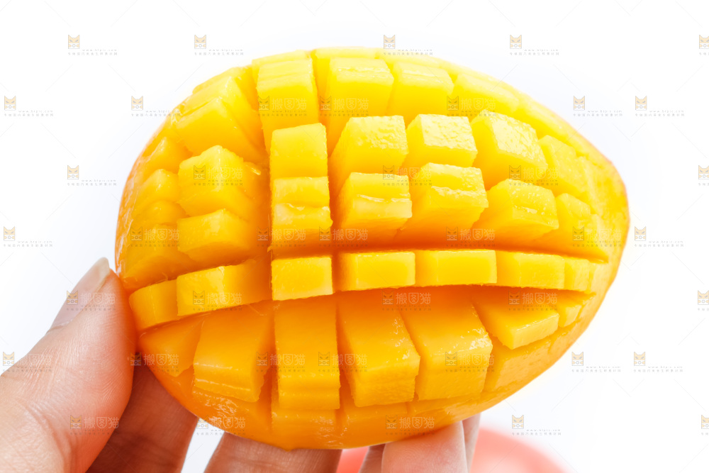 手拿切开的彩芒