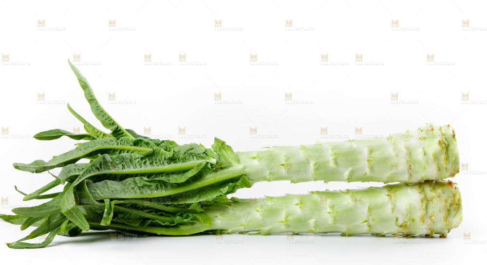 白底上放着莴笋