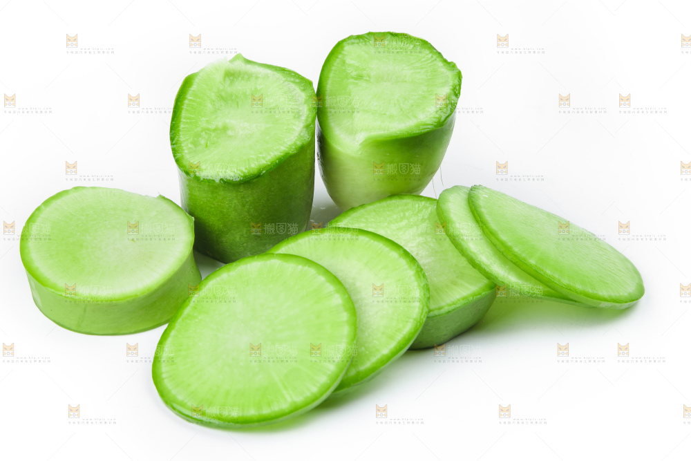 白底上的青萝卜