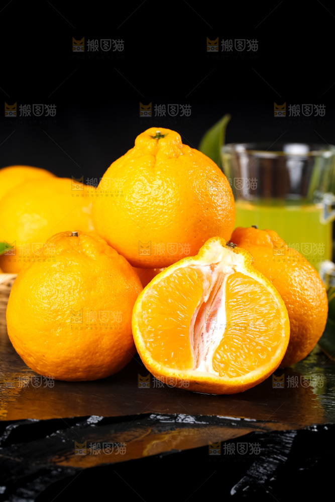 石板上的不知火柑橘