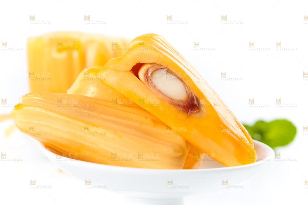 碟子里装着越南菠萝蜜