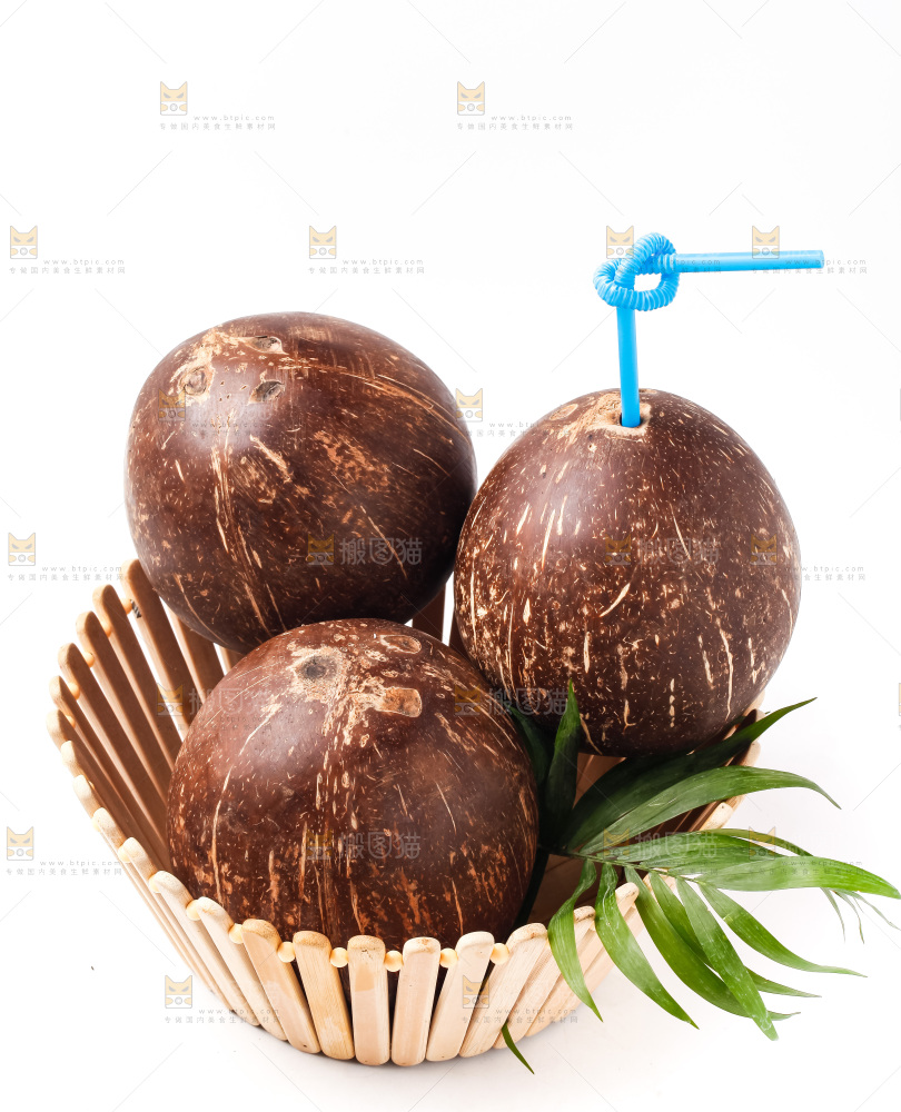 白底上放着椰王