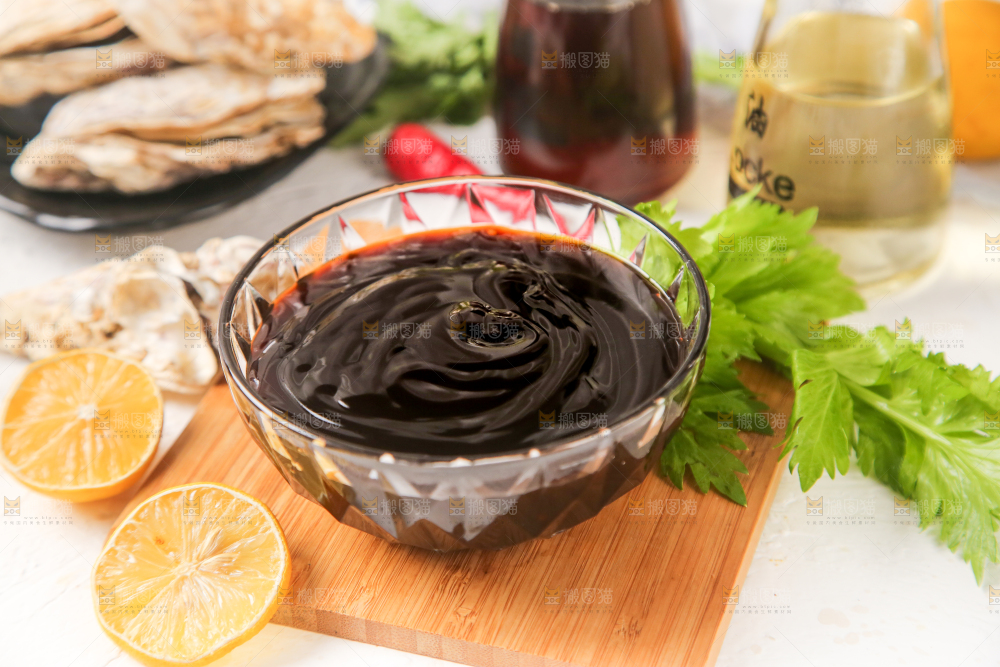 碗里的蚝油