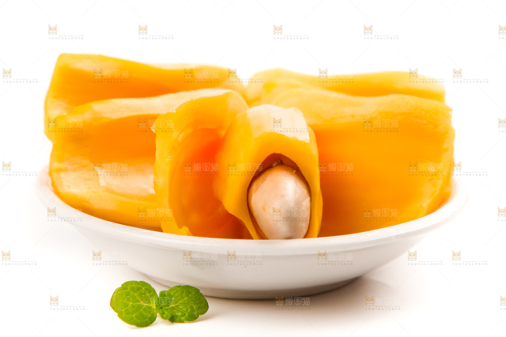 盘子里装着菠萝蜜