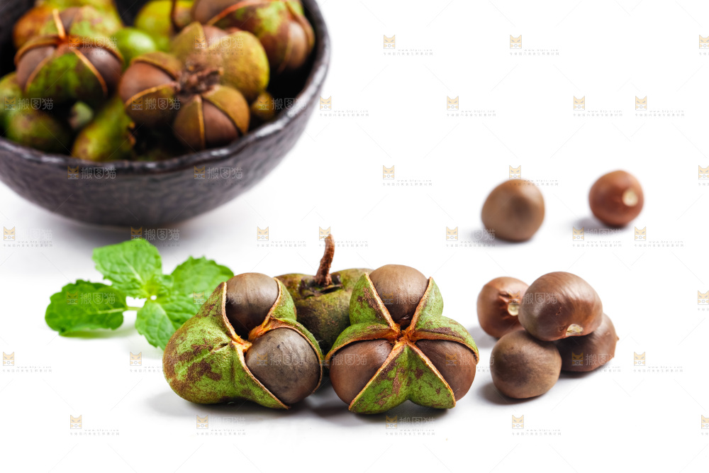 盘子里装着茶籽