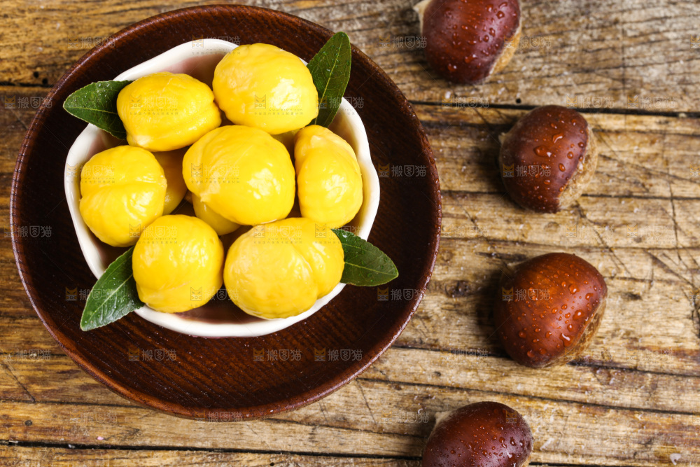 盘子里的毛板栗