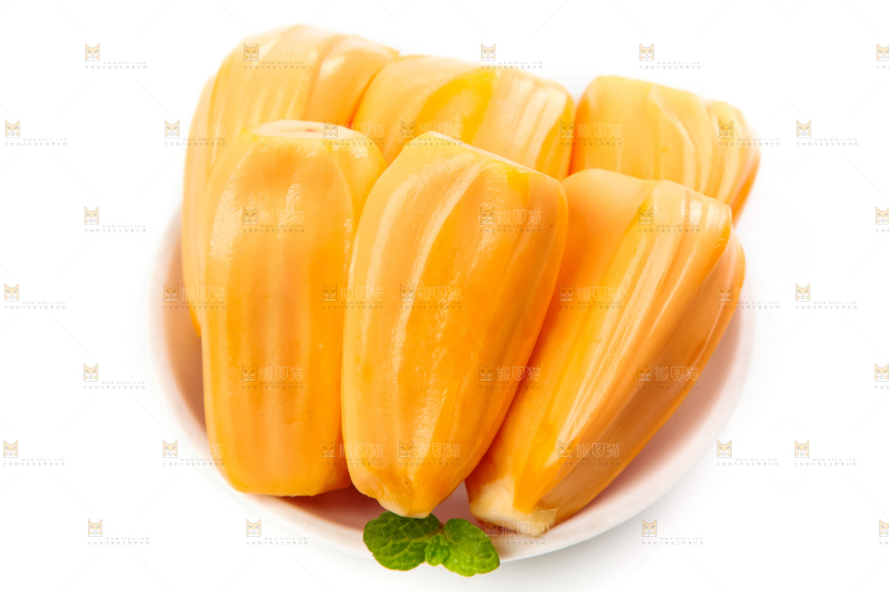 盘子里装着菠萝蜜