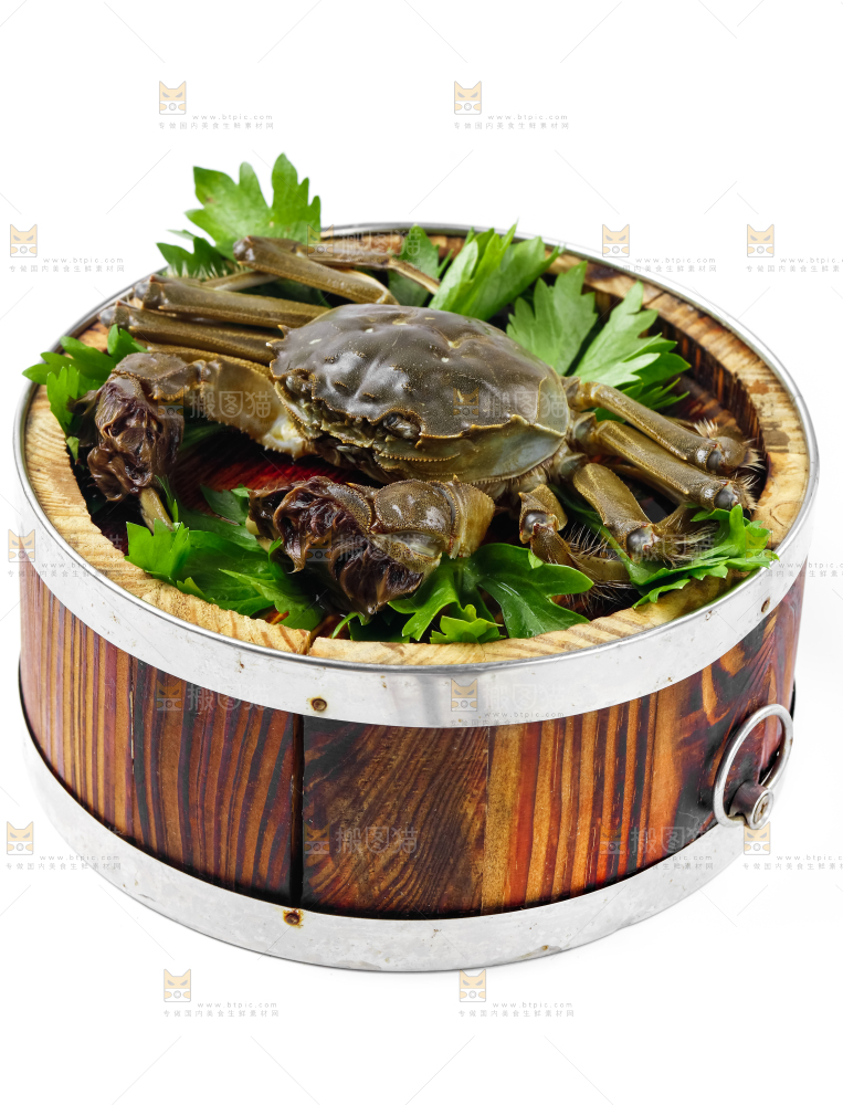 蒸笼里放着阳澄湖大闸蟹