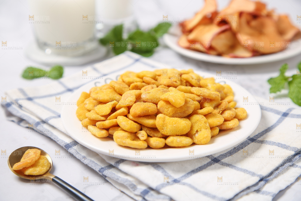 盘子里的蚕豆