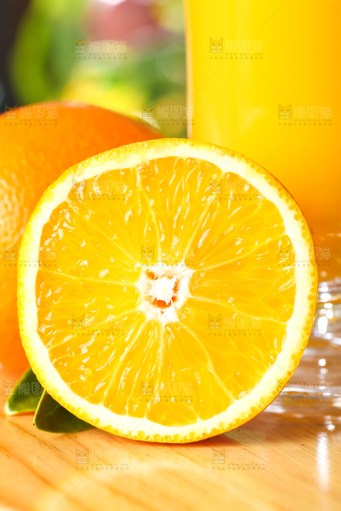木板上的赣南脐橙