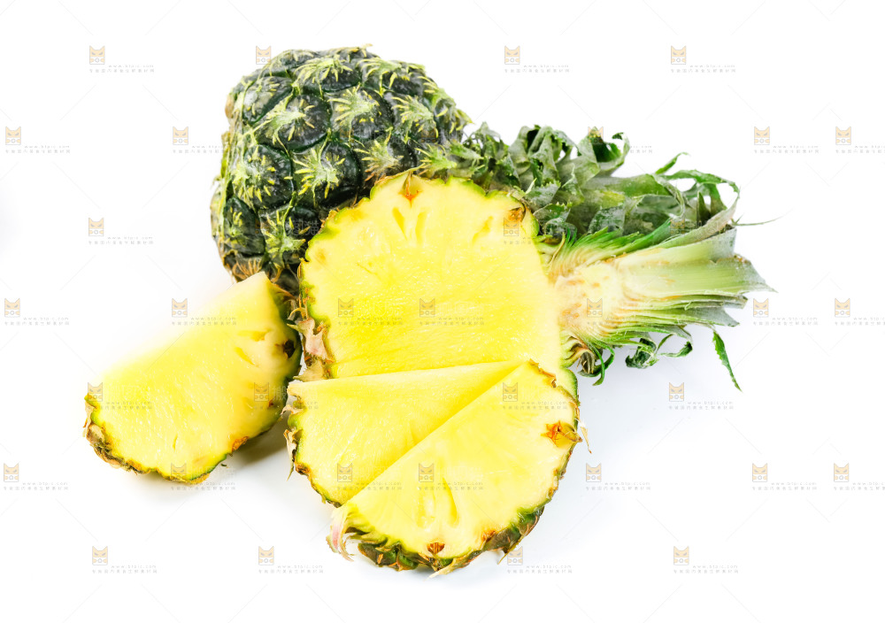 白底上的泰国迷你小菠萝