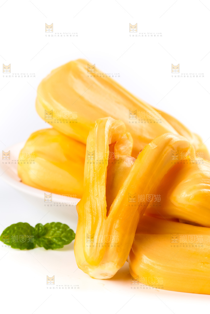 碟子里装着越南菠萝蜜