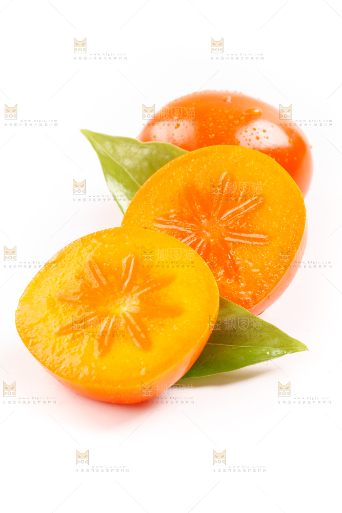 浅底上的大柿子